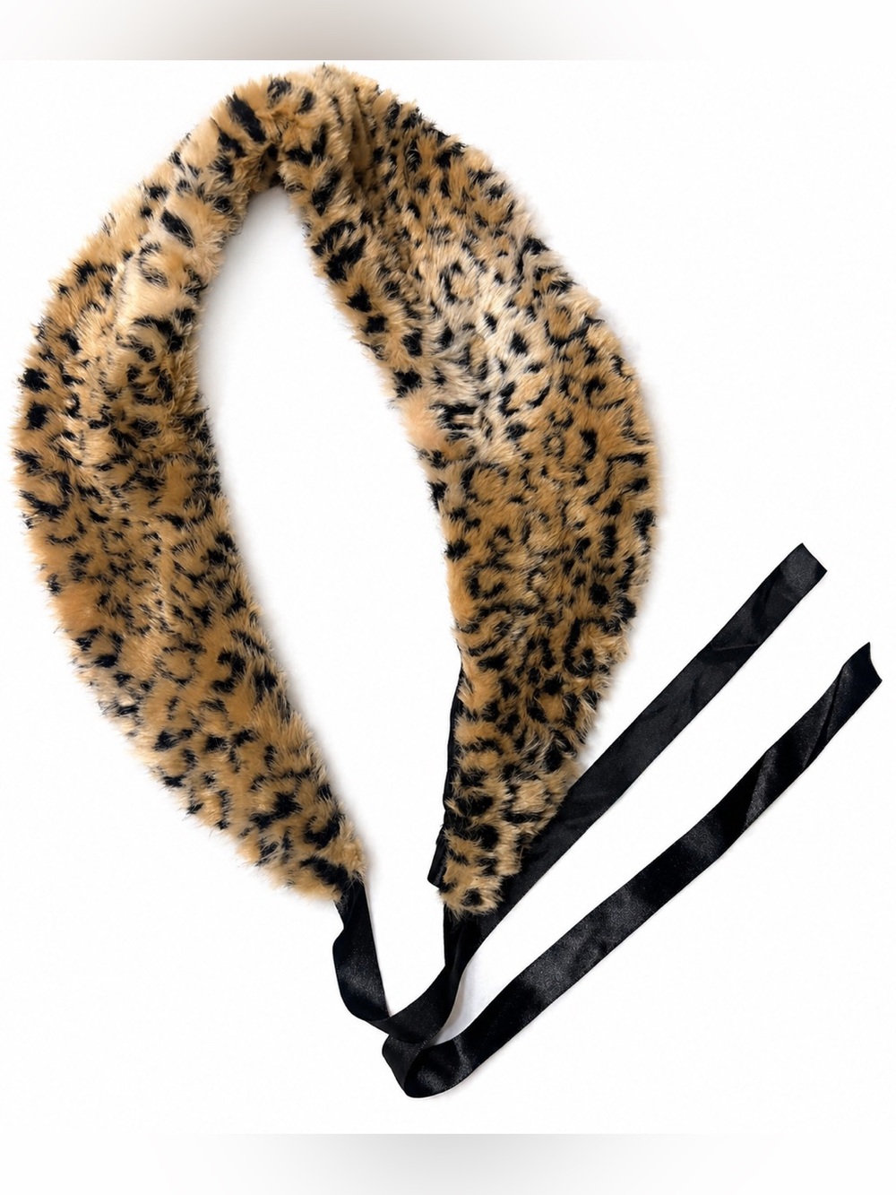 Leopard Print Faux Fur Collar Scarf with Black Ribbon Tie